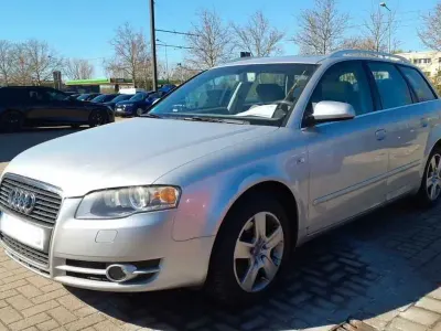 Begagnad Audi A4 Ambiente 163 HK (119 kW) 2005 Silver Kombi