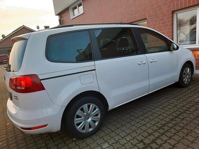 Gebraucht VW Sharan 170 PS (125 kW) 2012 Weiß Van / Kleinbus