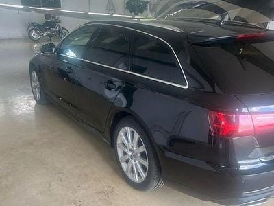 Gebraucht Audi A6 Ambiente 190 PS (139 kW) 2016 Schwarz Kombi