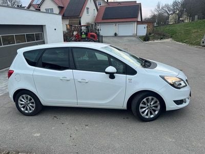 Gebraucht Opel Meriva Edition 140 PS (102 kW) 2017 Weiß Van / Kleinbus
