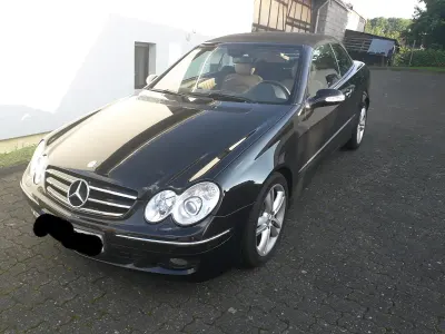 Gebraucht Mercedes CLK200 Avantgarde 184 PS (135 kW) 2007 Schwarz Cabrio