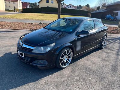 Gebraucht Opel Astra GTC Sport 140 PS (102 kW) 2006 Schwarz Coupé