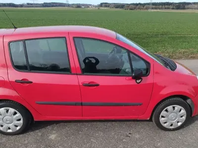 Usata Renault Modus Avantage 75 CV (55 kW) 2007 Rosso Monovolume