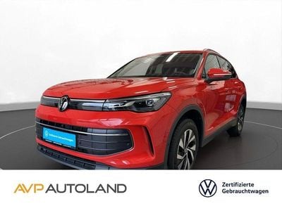 Second-hand VW Tiguan Life 204 CP (150 kW) 2025 Roșu SUV