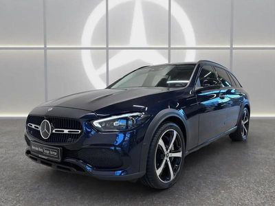 Blau Gebraucht 2022 Mercedes C220 Avantgarde Kombi | 45.460 €