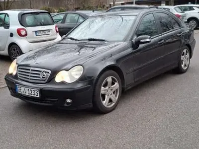 Gebraucht Mercedes C180 143 PS (105 kW) 2006 Schwarz Limousine
