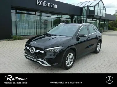 Brugt Mercedes GLA180 136 HK (100 kW) 2023 Sort SUV