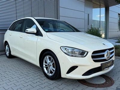 Mercedes B200