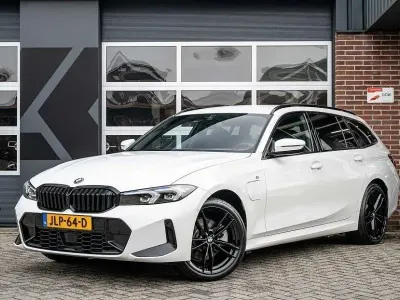 Brugt BMW 330e M Sport 292 HK (214 kW) 2024 Hvid Sedan