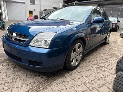 Blau Gebraucht 2003 Opel Vectra Limousine | 1.799 €