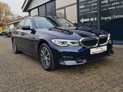 BMW 330e