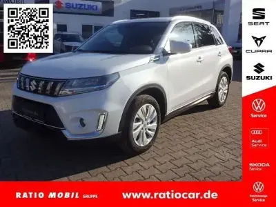 Usata Suzuki Vitara Comfort+ 140 CV (102 kW) 2021 Bianco SUV
