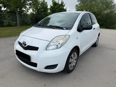 Gebraucht Toyota Yaris Cool 69 PS (50 kW) 2009 Weiß Kleinwagen
