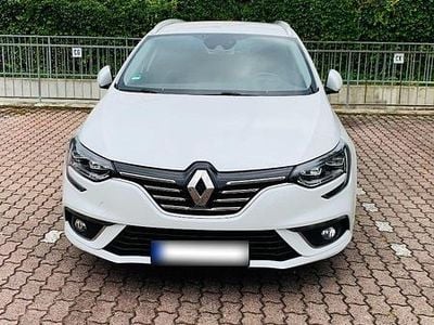 Second-hand Renault Mégane GrandTour 132 CP (97 kW) 2017 Alb Break