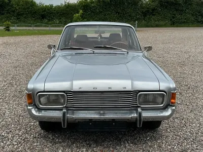 Gebraucht Ford Taunus 108 PS (79 kW) 1971 Silber Limousine