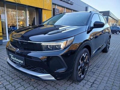 Second-hand Opel Grandland X Ultimate 224 CP (164 kW) 2022 Negru SUV