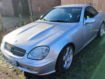 Gebraucht Mercedes SLK320 218 PS (160 kW) 2000 Silber Cabrio