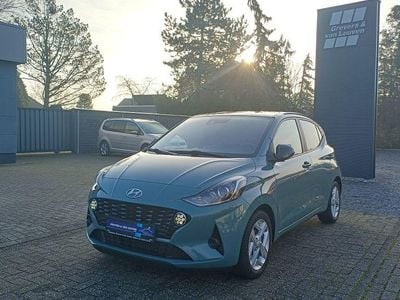 Grün Gebraucht 2023 Hyundai i10 GO! Kleinwagen | 13.100 € (Fairer Preis)