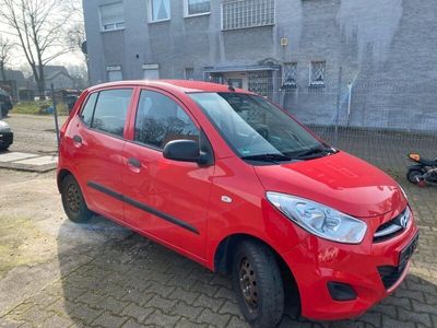 gebraucht Hyundai i10 Bj 12.2012 Servo E-Fenster läuft gut.