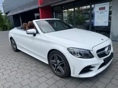 Gebraucht Mercedes C200 AMG 184 PS (135 kW) 2019 Weiß Cabrio