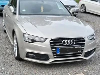 Gebraucht Audi A5 Sportback Sport 190 PS (139 kW) 2017 Silber Kleinwagen