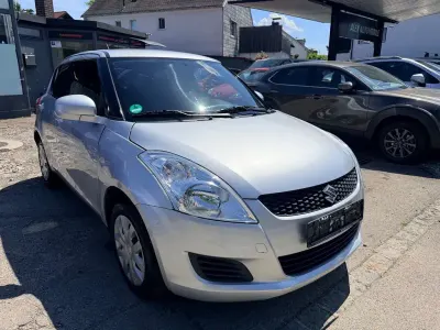 Gebraucht Suzuki Swift Club 94 PS (69 kW) 2011 Silber Kleinwagen