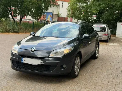 Gebraucht Renault Mégane Dynamique 131 PS (96 kW) 2009 Grau Limousine