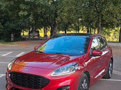 Używany Ford Kuga ST-Line 150 KM (110 kW) 2020 Czerwony SUV