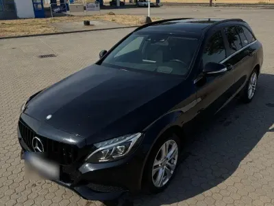 Gebraucht Mercedes C220 170 PS (125 kW) 2014 Schwarz Limousine