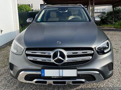 Mercedes GLC300
