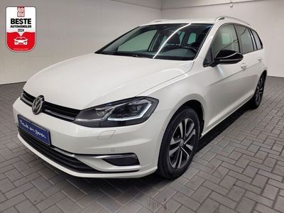 Weiß (oryxweissmet.) Gebraucht 2019 VW Golf VII IQ Drive Kombi | 19.480 € (Teuer)