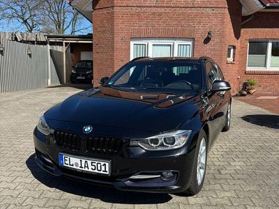 Usata BMW 318 Sport Line 143 CV (105 kW) 2013 Nero Station wagon