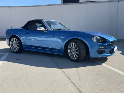 Gebraucht Fiat 124 Spider Lusso 140 PS (102 kW) 2018 Blau Cabrio