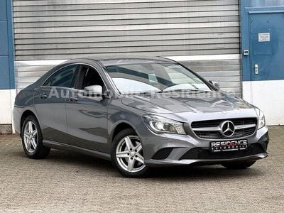 Gebraucht Mercedes CLA180 Style 122 PS (89 kW) 2015 Mountaingrau Limousine