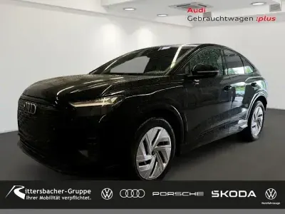 Gebraucht Audi Q4 Sportback e-tron Advanced 125 kW (170 PS) 2023 Mythosschwarz metallic SUV