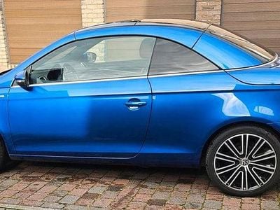 Gebraucht VW Eos Cup 140 PS (102 kW) 2015 Blau Cabrio
