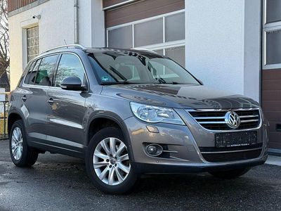 Grau Gebraucht 2009 VW Tiguan Sport SUV | 7.499 € (Fairer Preis)