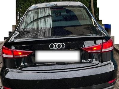 Gebraucht Audi A3 116 PS (85 kW) 2020 Schwarz Limousine