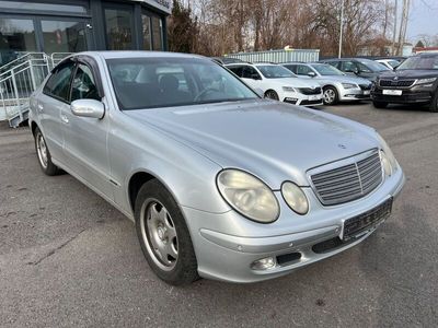 Mercedes E200