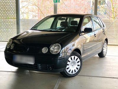 Schwarz Gebraucht 2004 VW Polo Kleinwagen | 2.750 €
