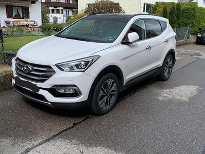 Gebraucht Hyundai Santa Fe Premium 200 PS (147 kW) 2016 Weiß SUV