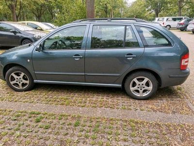 gebraucht Skoda Fabia Kombi 6y 1.4 ltr -Bj 2005 als Anfänger / Zweites Auto