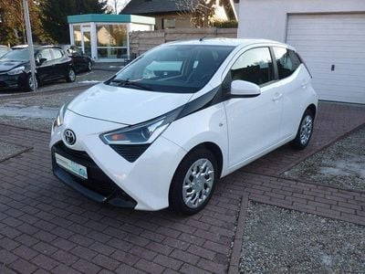 Gebraucht Toyota Aygo X-play 72 PS (52 kW) 2021 Weiß Kleinwagen