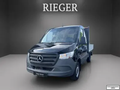 Gebraucht Mercedes Sprinter 170 PS (125 kW) 2022 Tiefschwarz Van