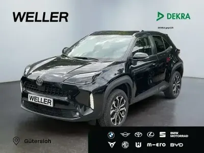 Gebraucht Toyota Yaris Plus 130 PS (95 kW) 2025 Mystic schwarz mica Kleinwagen