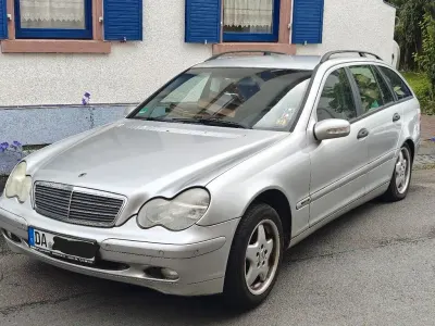 Gebraucht Mercedes C180 143 PS (105 kW) 2004 Silber Limousine