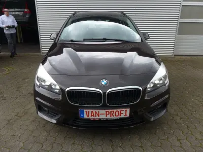 Używany BMW 218 Advantage 136 KM (100 kW) 2015 Brązowy Kombi