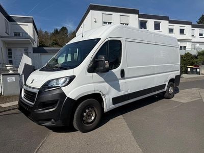 Gebraucht Peugeot Boxer 163 PS (119 kW) 2019 Weiß Van