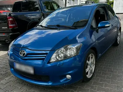 Gebraucht Toyota Auris 177 PS (130 kW) 2010 Blau Kleinwagen