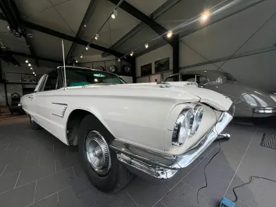Second-hand Ford Thunderbird 300 CP (220 kW) 1965 Bej Berlinǎ